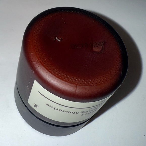 Perricone MD | Face Finishing Firming Moisturizer - Picture 3 of 4